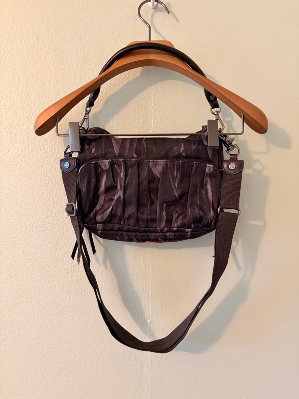 EUC MZ Wallace Brown Featherprint Shoulder/Crossbody Bag - Picture 5 of 11